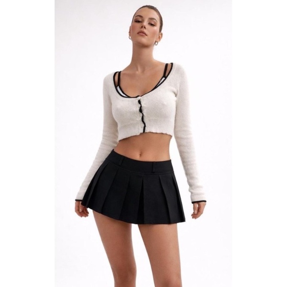 Zara Pleated Mini Skort Built In Shorts Mid Weight Women Size S Black PreLoved